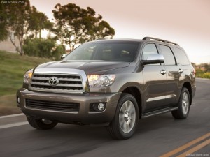 Toyota Sequoia 2011: ficha técnica, imágenes y lista de rivales