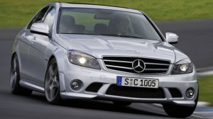 Mercedes Benz C63 AMG 2011: ficha técnica, imágenes y lista de rivales