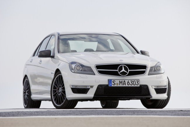 Mercedes Benz C63 AMG 2011 Su nico motor disponible 63lts de 457CV 