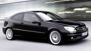 Mercedes Benz Clase CLC 2011: ficha técnica, imágenes y lista de rivales
