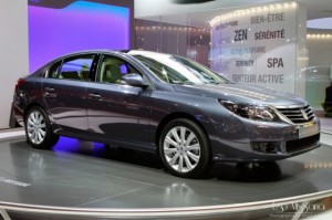 Renault Safrane 2011: ficha técnica, precio, imágenes y lista de rivales