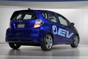 Honda Fit EV Concept: Este carro, que está basado en el Honda Fit, es parte de la estrategia global de la compañía para reducir las emisiones de CO2 Honda Fit EV Concept: Este carro, que está basado en el Honda Fit, es parte de la estrategia global de la compañía para reducir las emisiones de CO2