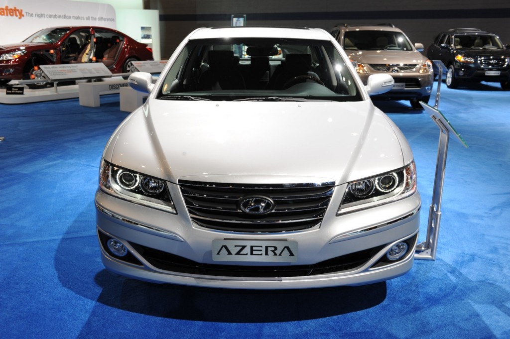 Hyundai Azera 2011 Es ofrecido con dos opciones de motor