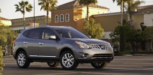 Nissan Rogue 2011: ficha técnica, imágenes y lista de rivales