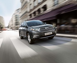 Toyota Highlander 2011: ficha técnica, imágenes y lista de rivales