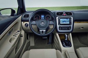 Interior del Volkswagen Eos 2011 Interior del Volkswagen Eos 2011