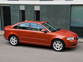 Volvo S40 modelo 2011: ficha técnica, imágenes y lista de rivales