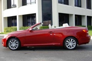 Lexus IS 350 modelo 2011: Tiene un motor 3.5lts V6 de inyección directa que genera 306CV a 6400rpm y 277lb-pie de torque a 4800rpm que esta acoplado a una transmisión de 6 velocidades con control secuencial. Tiene una aceleración de 0 a 60millas (0 a 100kms) es en 5.8segundos. Su consumo de gasolina es de 19mpg (30.5kmpg) en ciudad y 26mpg (41.8kmpg) en carretera. Lexus IS 350 modelo 2011: Tiene un motor 3.5lts V6 de inyección directa que genera 306CV a 6400rpm y 277lb-pie de torque a 4800rpm que esta acoplado a una transmisión de 6 velocidades con control secuencial. Tiene una aceleración de 0 a 60millas (0 a 100kms) es en 5.8segundos. Su consumo de gasolina es de 19mpg (30.5kmpg) en ciudad y 26mpg (41.8kmpg) en carretera.