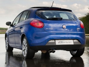 Fiat Bravo 2011: Se ofrece con  dos opciones de motor: un 1.4LTS T-Jet turbo de 150CV y un 1.4LTS de 120CV.