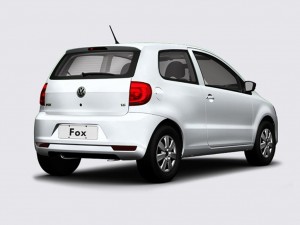 Volkswagen Fox 2011: Tiene un motor de cuatro cilindros y 1.6LTS de 101CV a 5.750rpm y 140Nm a 3.250rpm, asociado únicamente a una transmisión manual de cinco velocidades. Tiene una velocidad máxima de 111.5mph (179 kms/h) y una aceleración de (0 a 100kms) en 11.5 segundos. Volkswagen Fox 2011: Tiene un motor de cuatro cilindros y 1.6LTS de 101CV a 5.750rpm y 140Nm a 3.250rpm, asociado únicamente a una transmisión manual de cinco velocidades. Tiene una velocidad máxima de 111.5mph (179 kms/h) y una aceleración de (0 a 100kms) en 11.5 segundos.