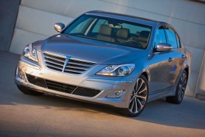 Hyundai Genesis Sedán R-Spec 2012: precio, ficha técnica, imágenes y lista de rivales