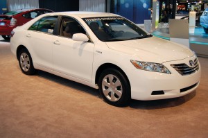 Toyota Camry Hybrid 2012: precio, ficha técnica, imágenes y lista de rivales