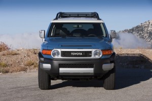 Toyota FJ Cruiser 2012: precio, ficha técnica, imágenes y lista de rivales