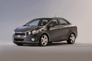 Chevrolet Sonic Sedán 2012: precio, ficha técnica, imágenes y lista de rivales