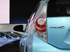 El Toyota Prius C 2012 tendrá un precio por debajo de los 19.000 dólares. El Toyota Prius C 2012 tendrá un precio por debajo de los 19.000 dólares.