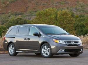 Honda Odyssey 2012: precio, ficha técnica, imágenes y lista de rivales