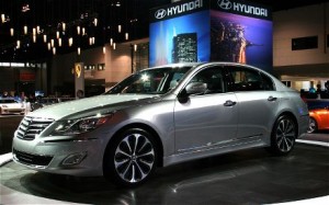Hyundai Genesis Sedán 2012: precio, ficha técnica, imágenes y lista de rivales