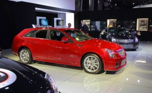 Cadillac CTS Sport Wagon 2012: ficha técnica, imágenes y lista de rivales