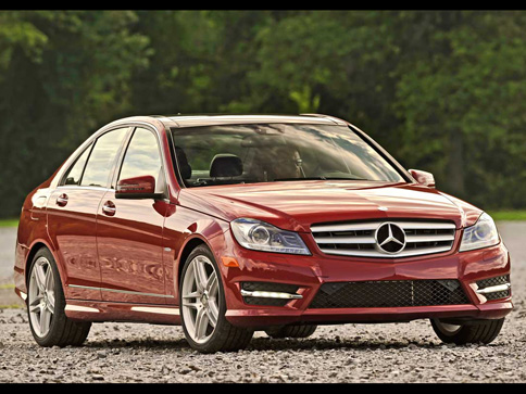 Mercedes Benz Wallpaper on Mercedes Benz Clase C 2012  Tiene Como Rivales A Algunas Versiones Del