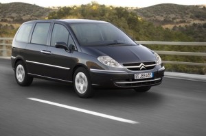Citroën C8 2012: ficha técnica, imágenes y lista de rivales