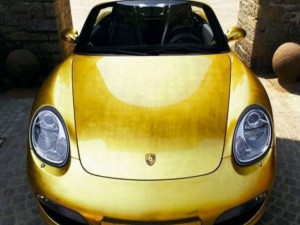 Porsche Boxster en oro