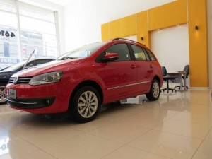 Volkswagen Suran 2012: precio, ficha técnica, imágenes y lista de rivales
