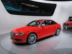 Audi S4 2012: lujo, confort, altas prestaciones y alto precio.
