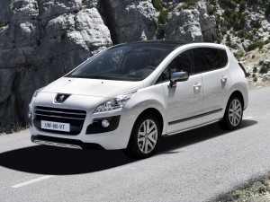Peugeot 3008 modelo 2012: precio, ficha técnica, imágenes y rivales