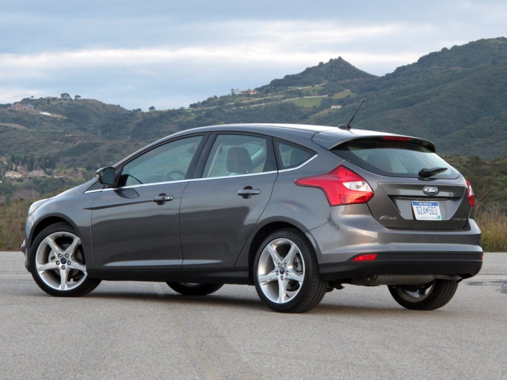 Imágenes del Ford Focus Hatchback 2013 Lista de Carros