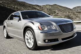 Chrysler 300 2013: Potente, musculoso y lujoso