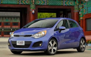 Kia Rio 5 modelo 2013: más deportivo, agresivo y eficiente.