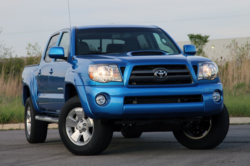 2000 Toyota tacoma truck bed size