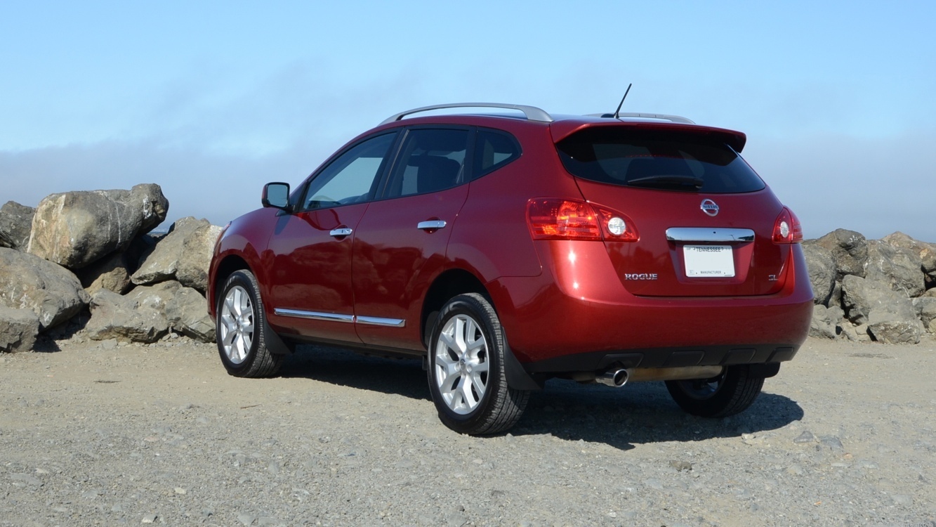 Toyota rav4 vs nissan rogue 2013 #2