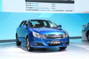BYD F3 2013: más equipado y más interesante.