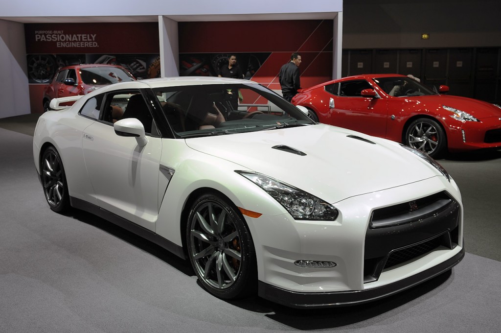 Cual Es El Mejor Nissan Gtr