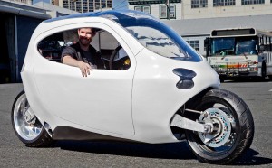 Lit Motors C1: ¿moto ó carro eléctricos de 2 ruedas?