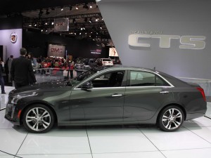 Nuevo Cadillac CTS Sedán 2014: más lujoso y más moderno.