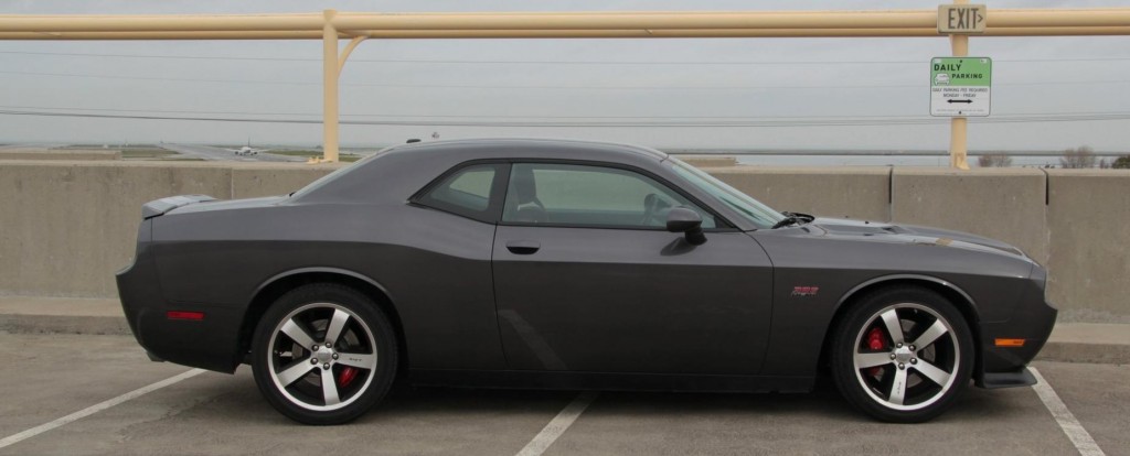 Dodge Challenger 2014 Prices U.S.A (•SXT 26,495 USD). (•R/T 30,495