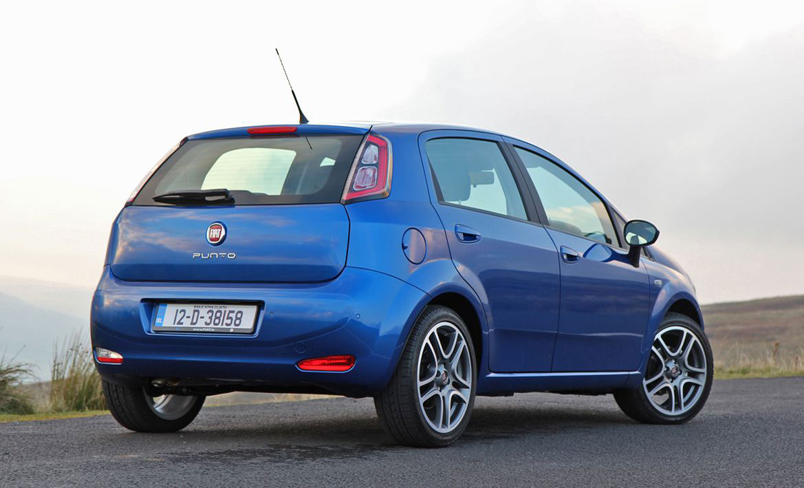 Fiat Punto 2014-3 | Lista de Carros