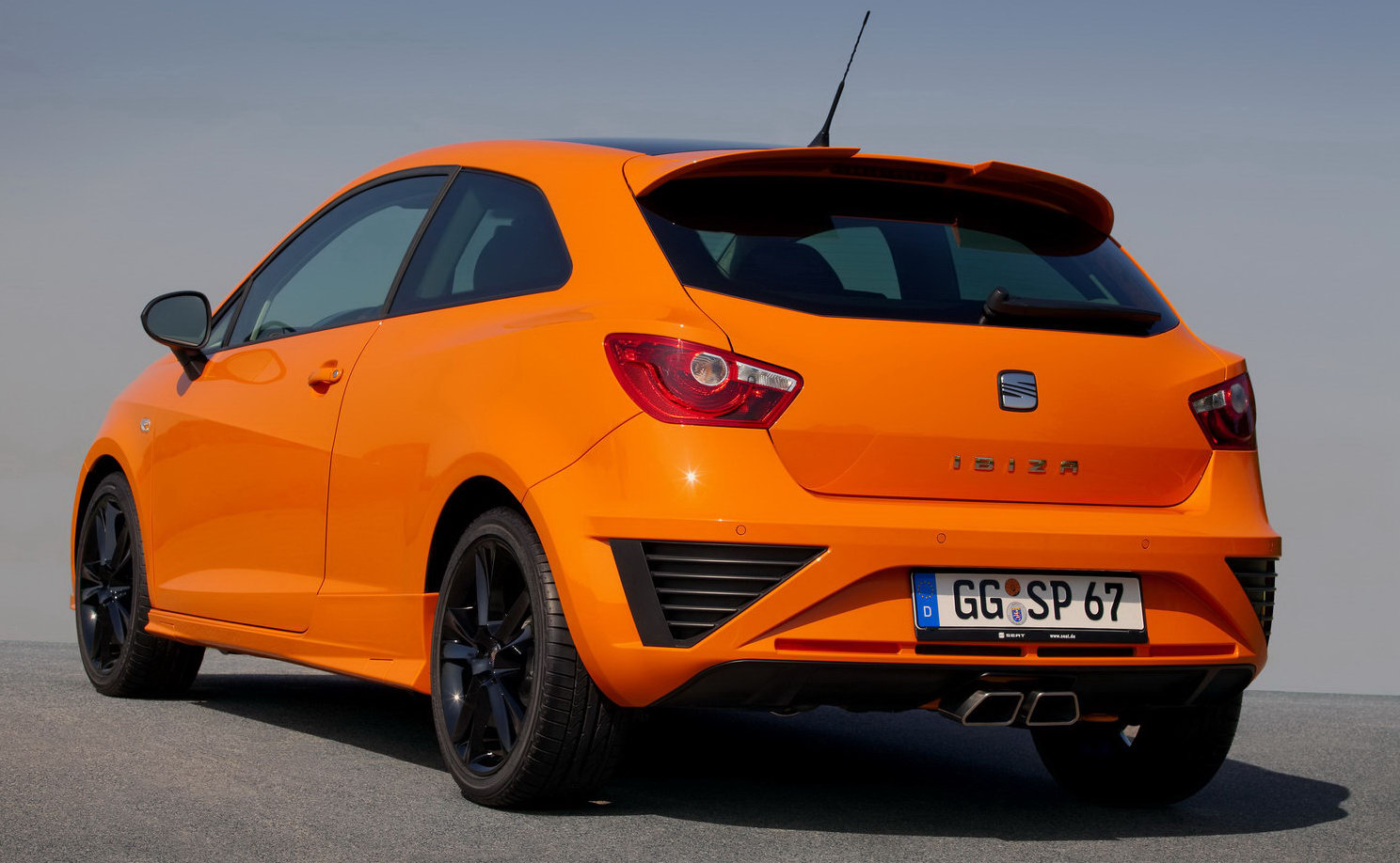 Seat Coupé 2014 elegante, deportivo y más eficiente. Lista de