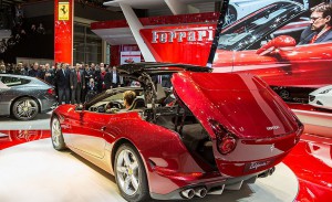 Imágenes de carros fuera de serie (2)