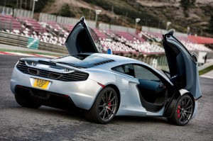 Wallpapers semana 353: Carros increíbles (1)