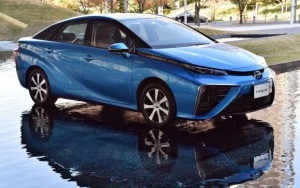 Toyota comenzará a vender en diciembre el Mirai, su carro de hidrógeno.