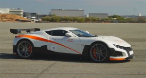 Imágenes de coches de alto precio.