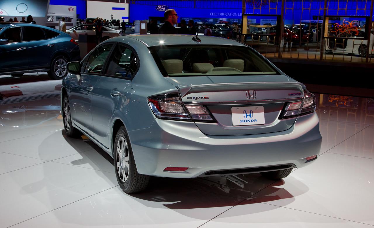 Honda Civic Hybrid 2015 eficiente, novedoso, refinado y