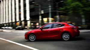 Mazda3 Hatchback 2015 (Mazda3 Sport 2015): belleza, calidad, deportividad y seguridad.