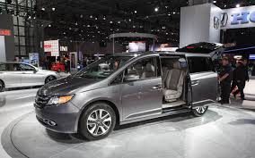 Honda Odyssey 2015: confortable, elegante y muy segura.