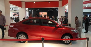 Toyota Yaris Sedán 2015: tecnología, confort y deportividad.