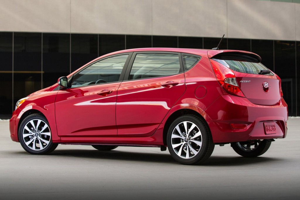 Hyundai Accent Hatchback 20153 Lista de Carros