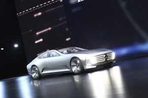 Auto Show de Frankfurt 2015: Mercedes Concept IAA, un auto inteligente.
